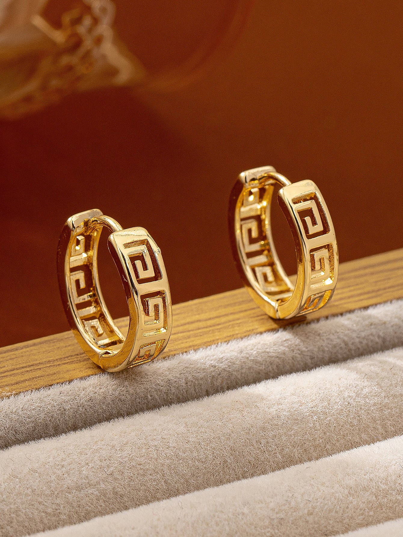 Tibetan Great Wall Pattern Hoop Earrings - Retro Ethnic Style