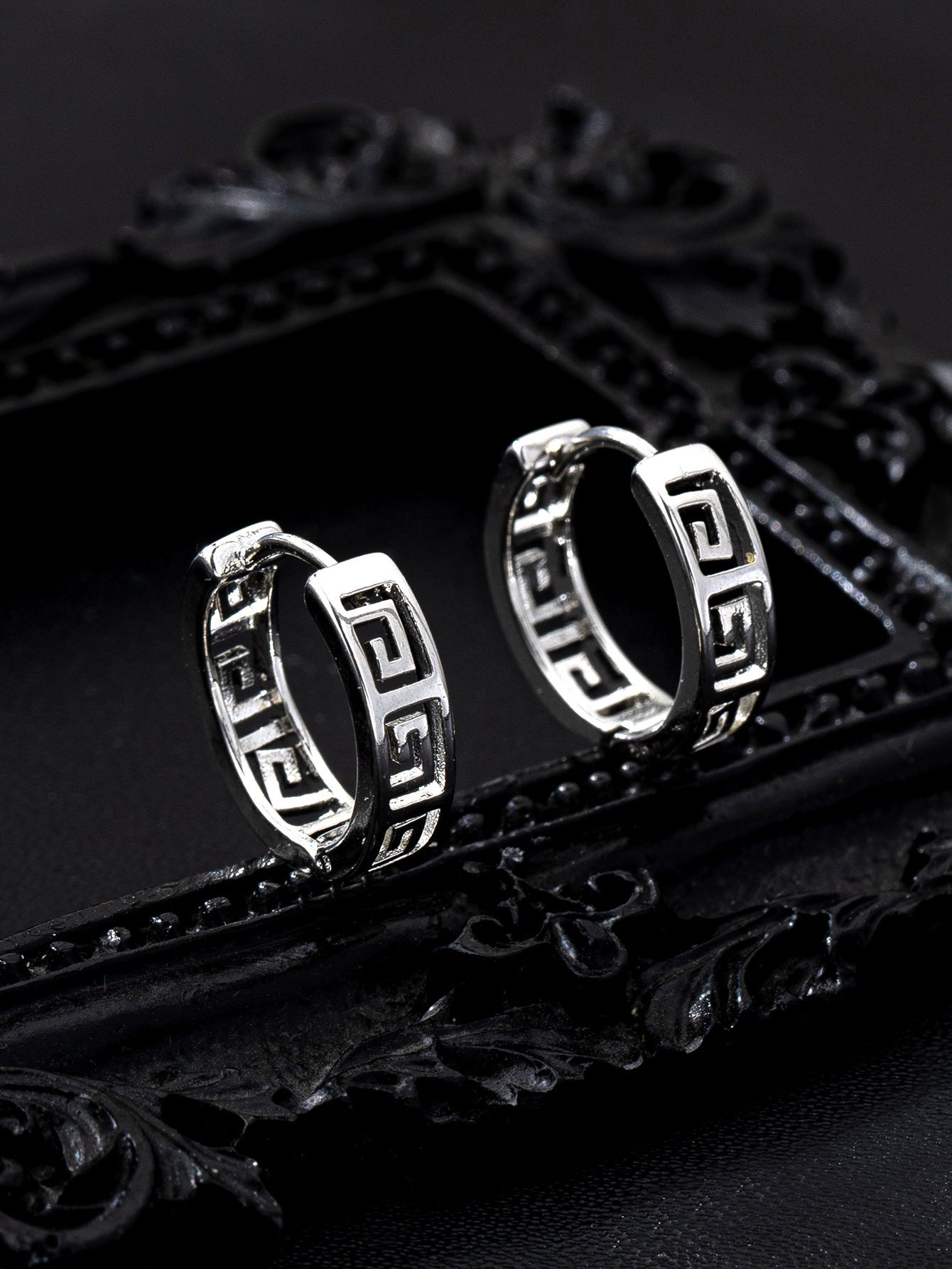 Tibetan Great Wall Pattern Hoop Earrings - Retro Ethnic Style